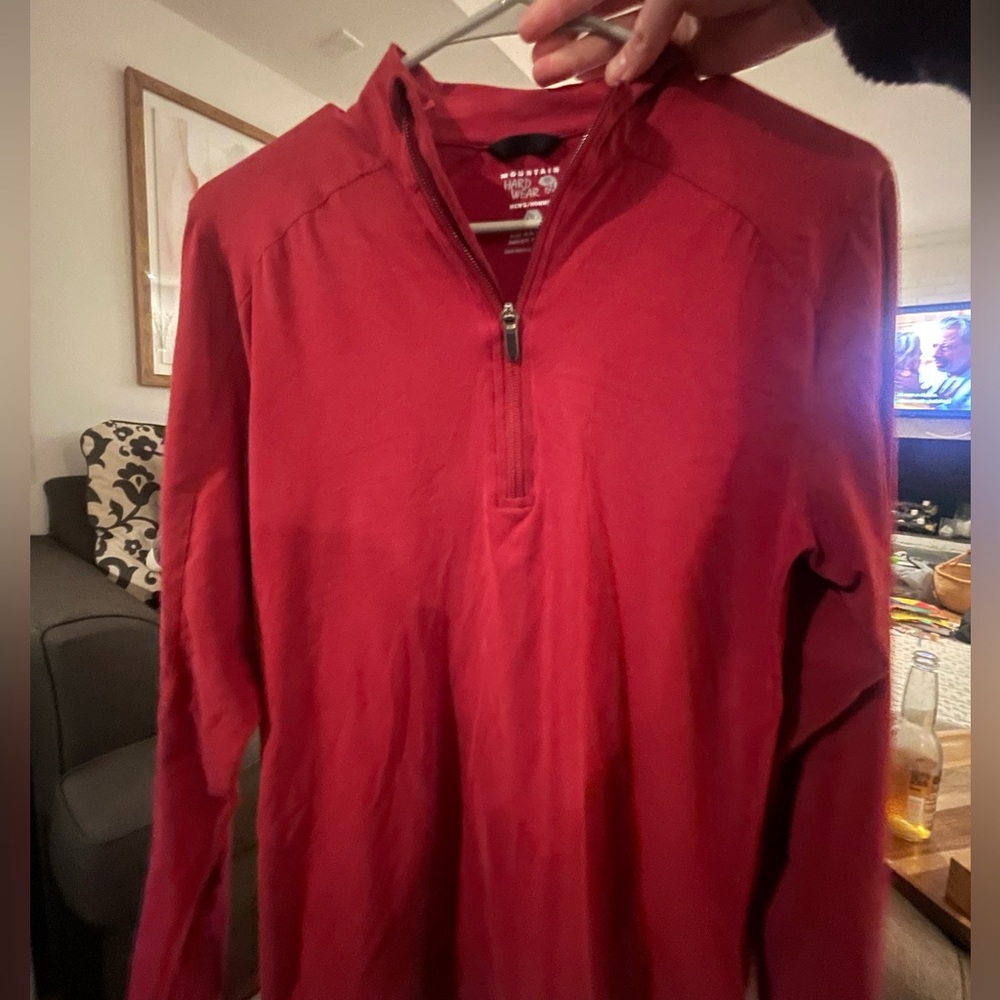 Mountain Hardware Pullover Soft And Breathable - image 1